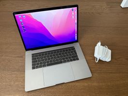 MacBook Pro 15" (2018) i9, 32GB, 512GB, Touchbar
