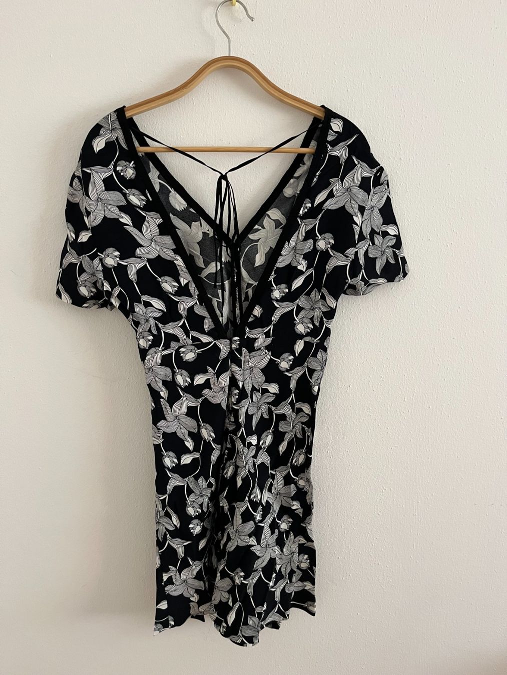 Kleider: Sommerkleid Sandro – Gebraucht aus Kerzers von len_958p 1