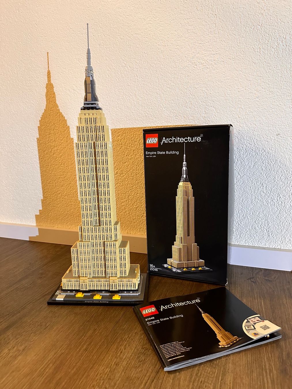 Lego Spielzeuge: *** Lego Architecture - Empire State Building 21046 *** – Gebraucht aus Oberbipp von