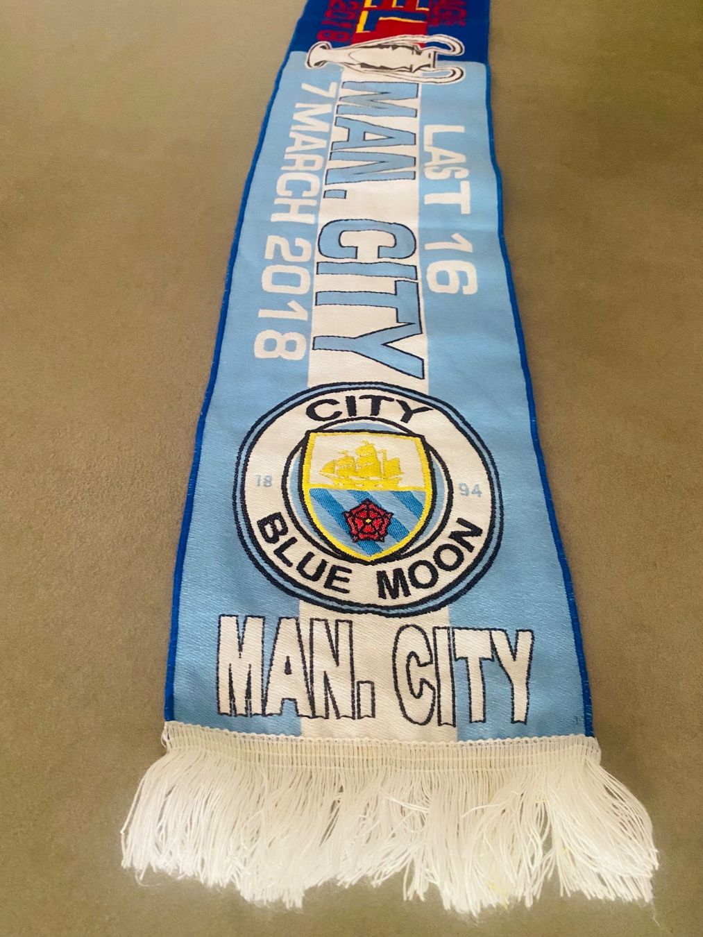 FC Basel Foulard & Sciarpe: FC Basel vs. Man City Schal – Usato da Basel venduto da OffPitchCollective 3