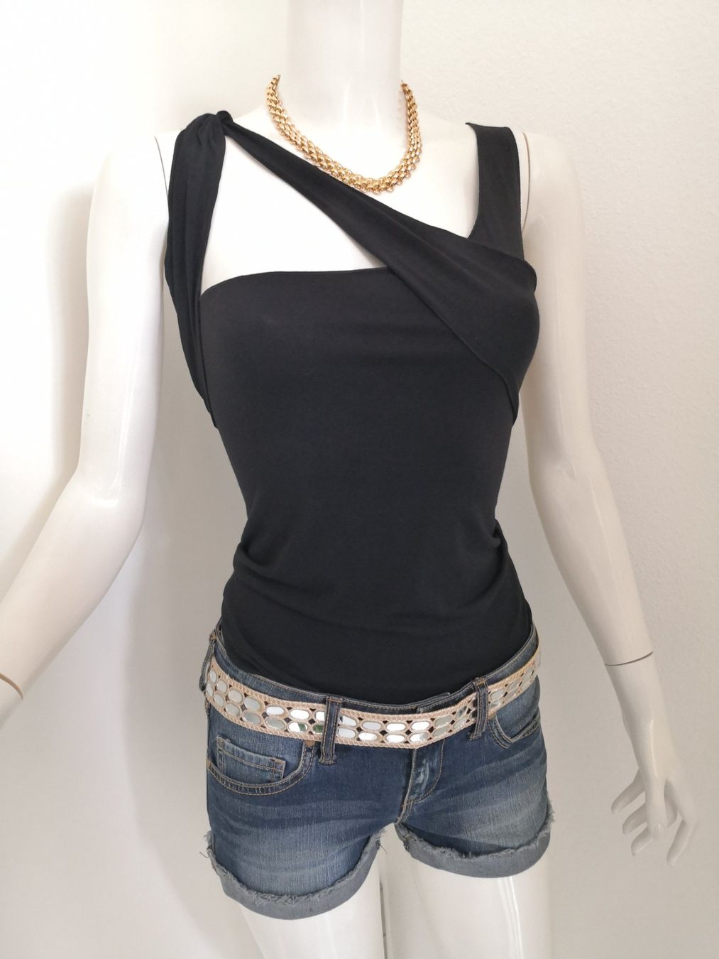 Mango Top: 🤩MANGO TRAPEZ-TOP STRETCH SCHWARZ – Nuovo (secondo la descrizione) da Olten venduto da Naja-Twins-Twins 5
