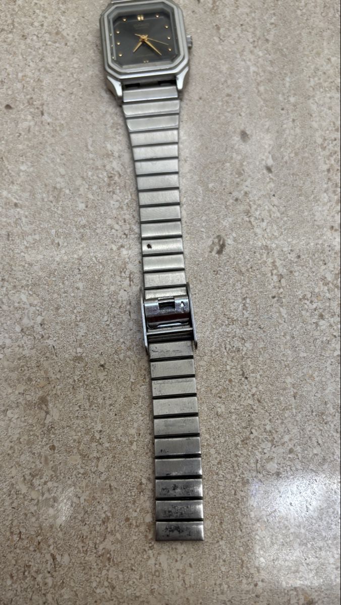 Casio Orologi: Casio Armbanduhr  – Usato da Bern venduto da kue_db29 2