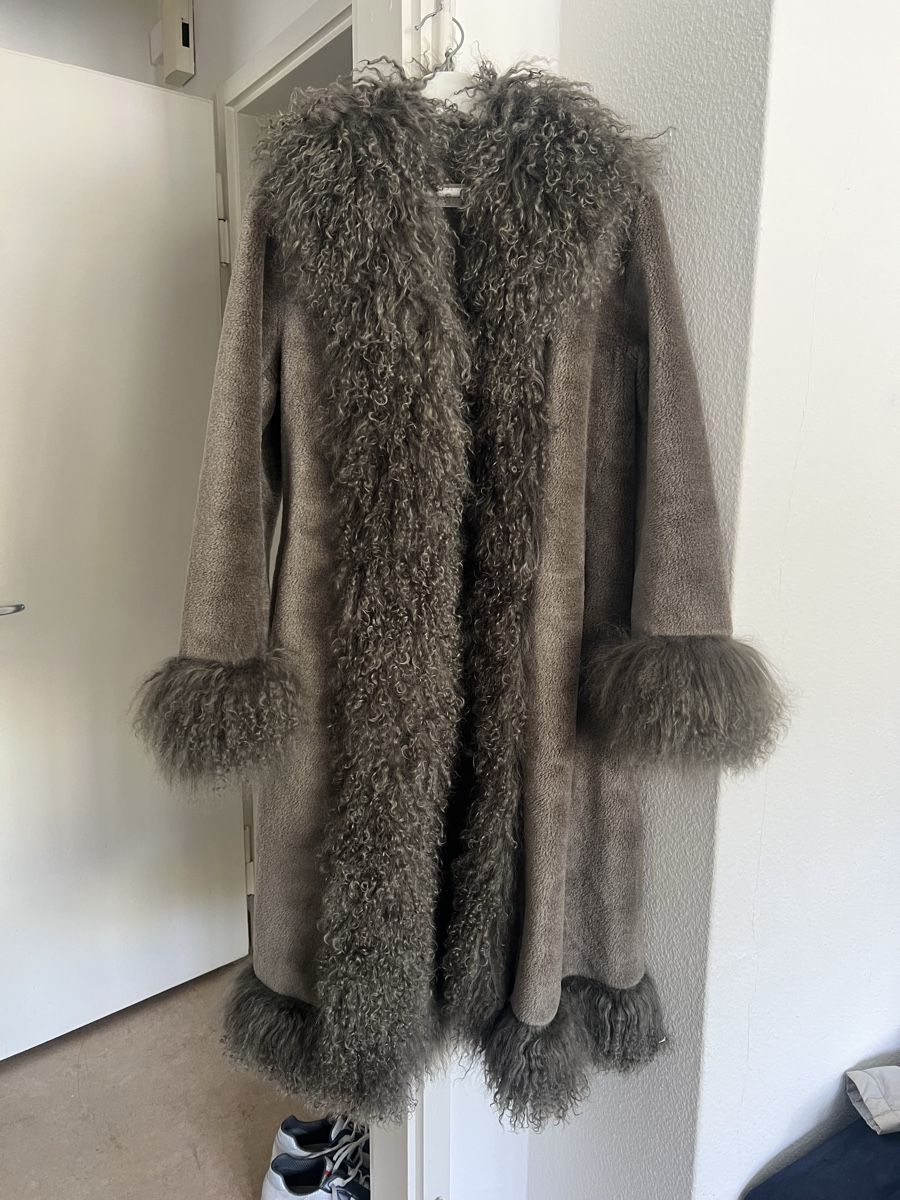 Manteaux: Charlotte Simone Mantel – Neuf avec emballage d'origine à Zürich par sellingmystuff1