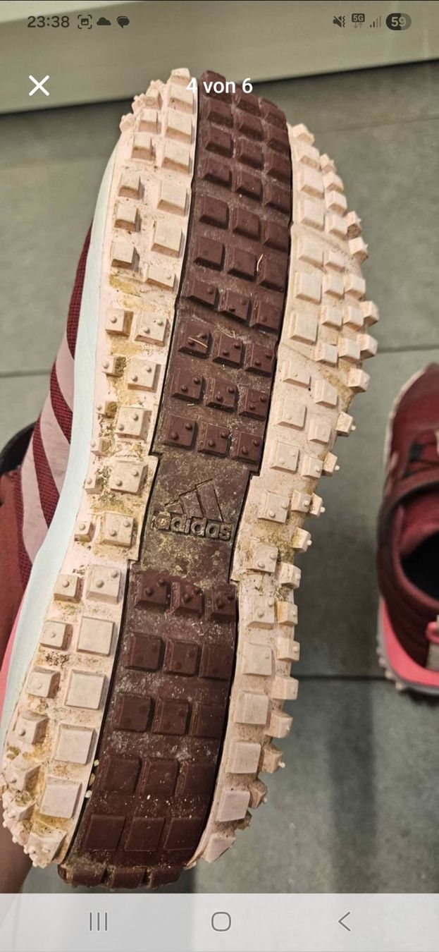 Scarpe per ragazze: Adidas Gr.38 – Usato da Basel venduto da Ricardo.adela24 3