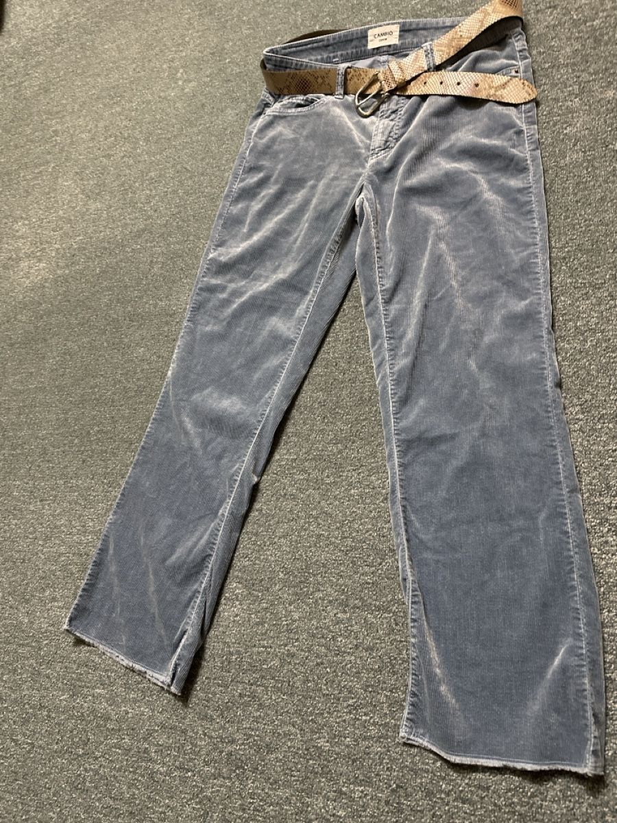 Cambio Pantaloni: Cambio Cordhose Gr 40 blau mit Ledergurt  – Nuovo (secondo la descrizione) da Baltschieder venduto da YmroBe