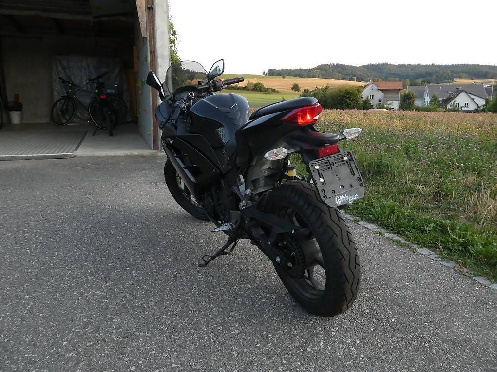 Strasse: KAWASAKI Ninja 300 ABS – Gebraucht aus Rütschelen von BGK2 2