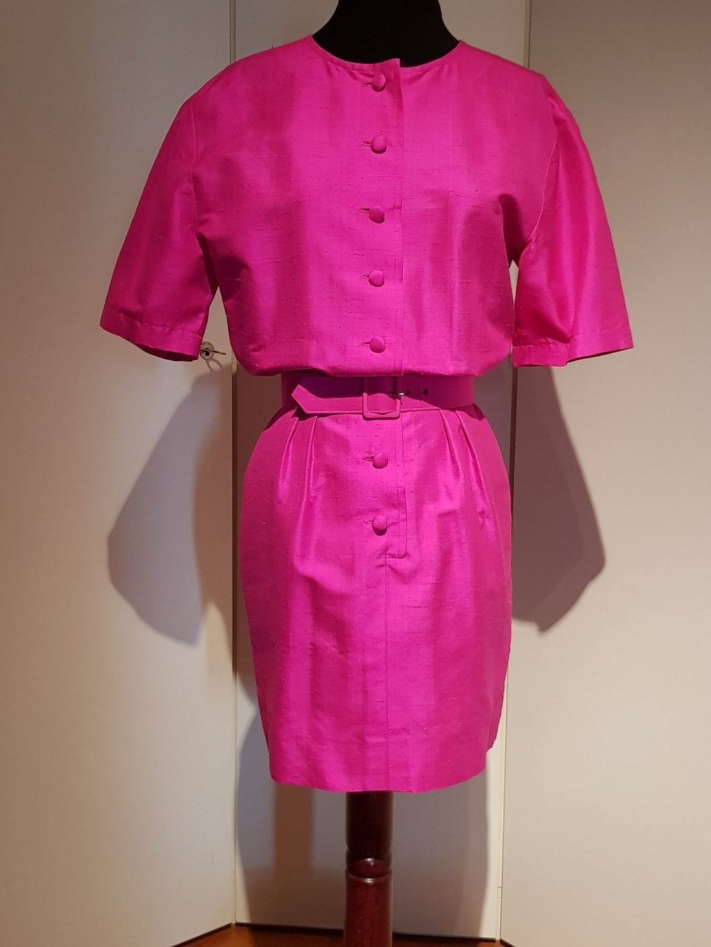 Vestiti: Kurzarm Seidenkleid Pink Gr. S – Nuovo (secondo la descrizione) da Bern venduto da Elaguna 1