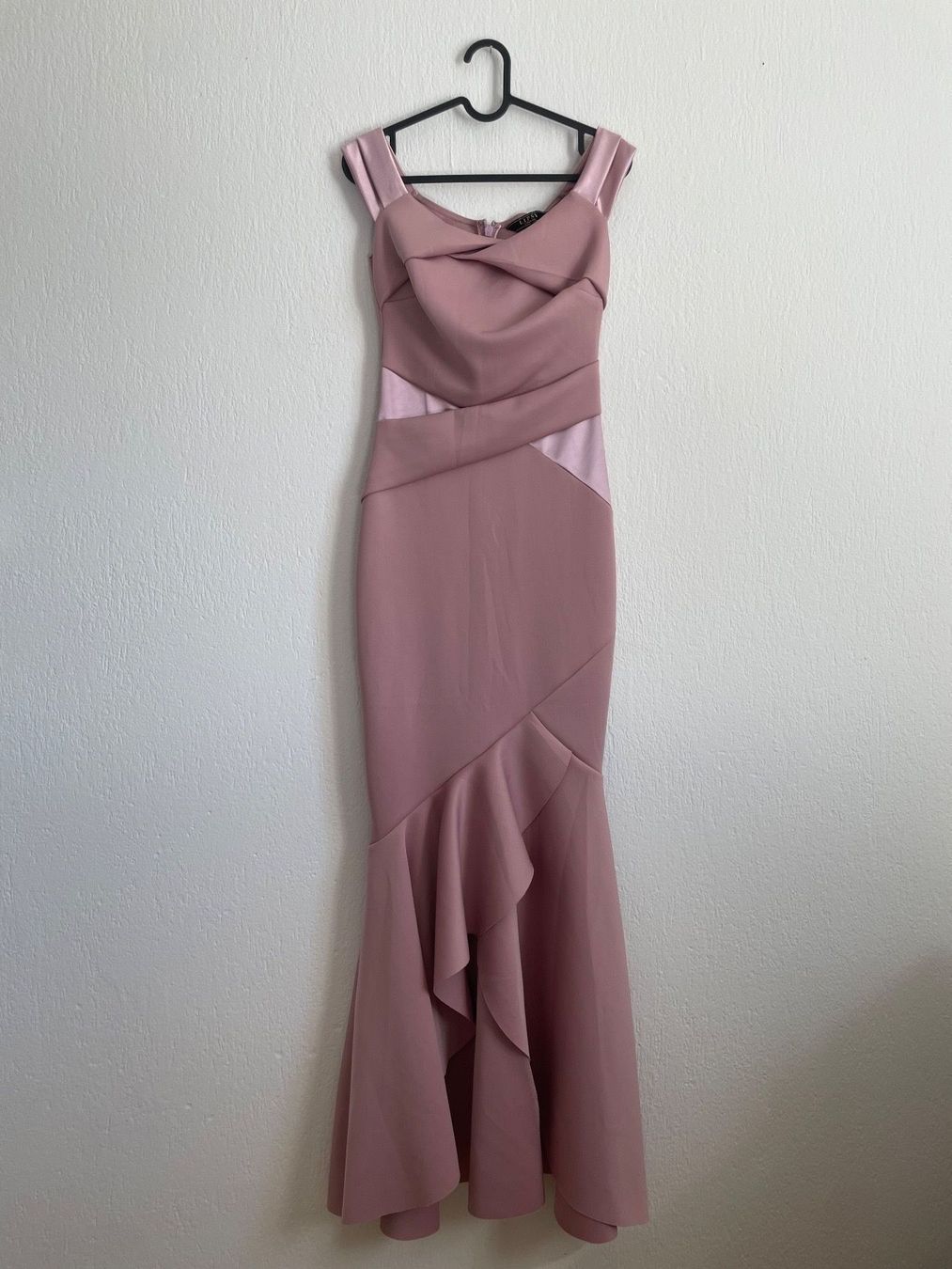 Vestiti: Lipsy London - Maxikleid schulterfrei – Usato da St Gallen venduto da Giidi