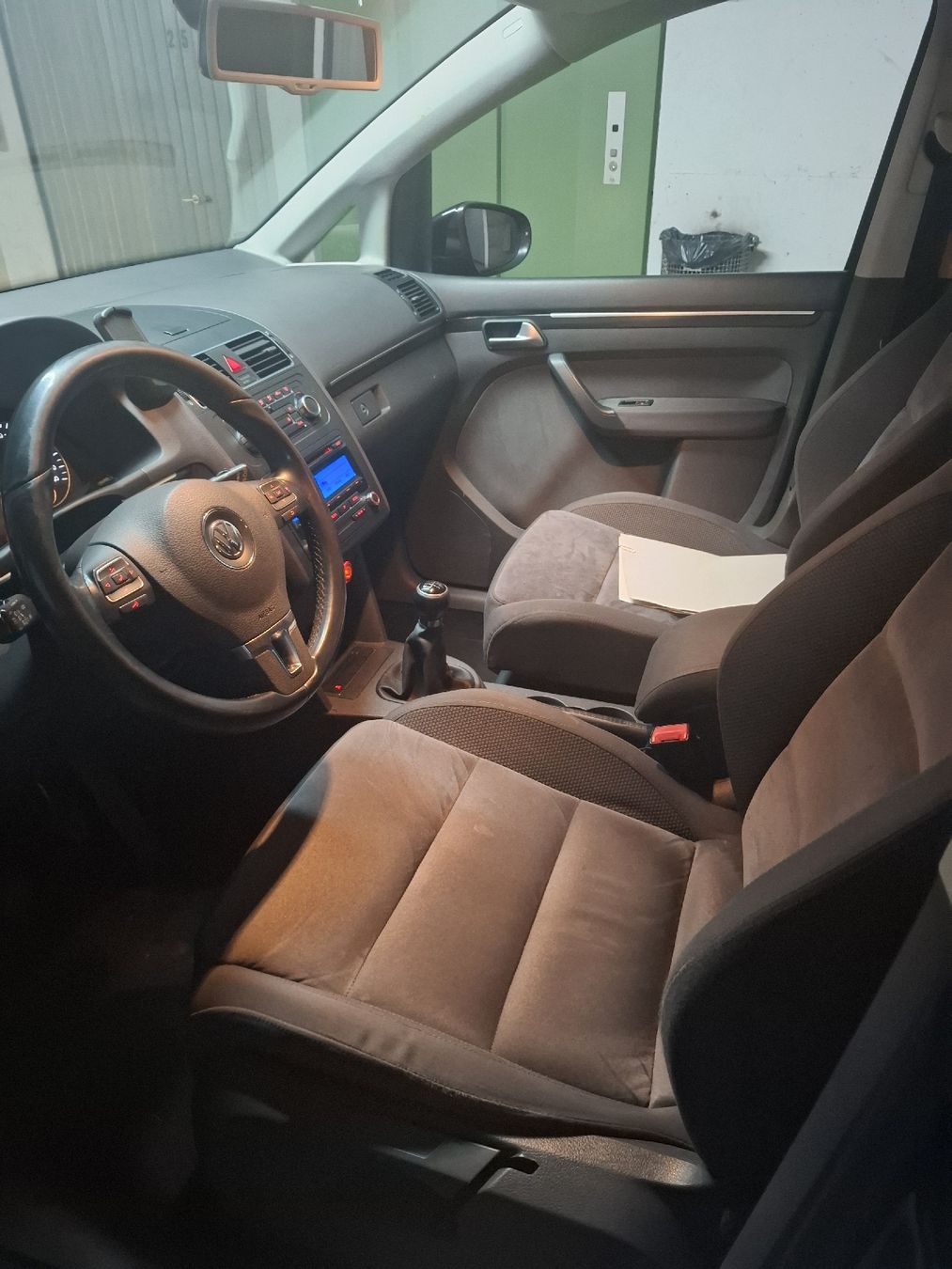 VW Autos: VW Touran 1.4 TSI – Gebraucht aus Genève von aab_mq9c 7