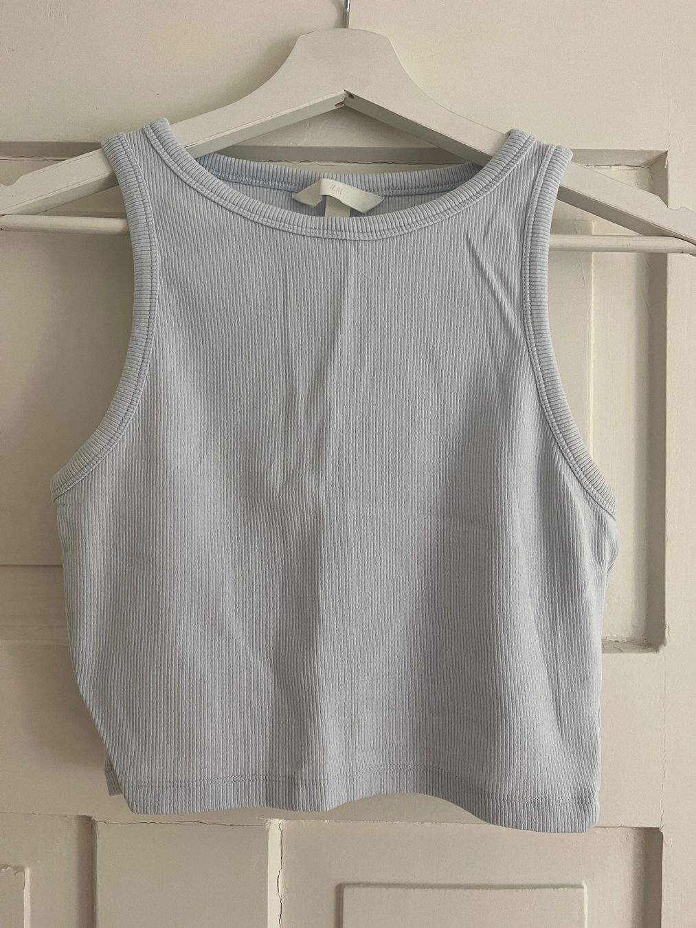H&M Tops: H&M Tanktop Damen Hellblau Gr. S – Gebraucht aus Zürich von bretxo