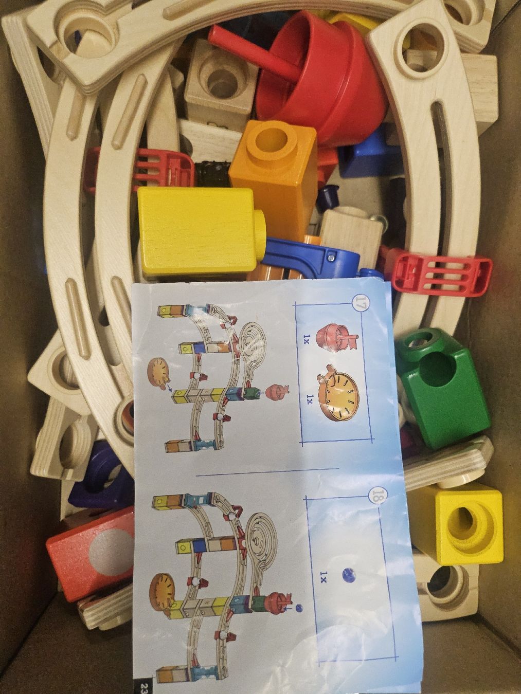 Hape Giocattoli: Hape Quadrilla Kugelbahn-Set / gebraucht – Usato da Bellach venduto da MWengler 1