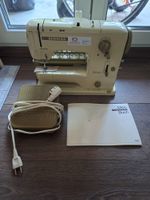 Bernina Nähmaschine Record 730 mit Fuss-Pedal und Buch