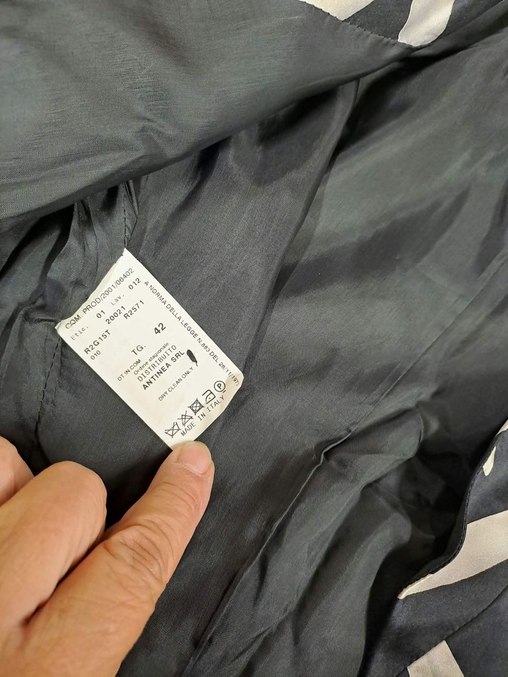 Giacche: Blazer Emporio Armani – Usato da La Chaux-de-Fonds venduto da Emmaus2300CDF 7