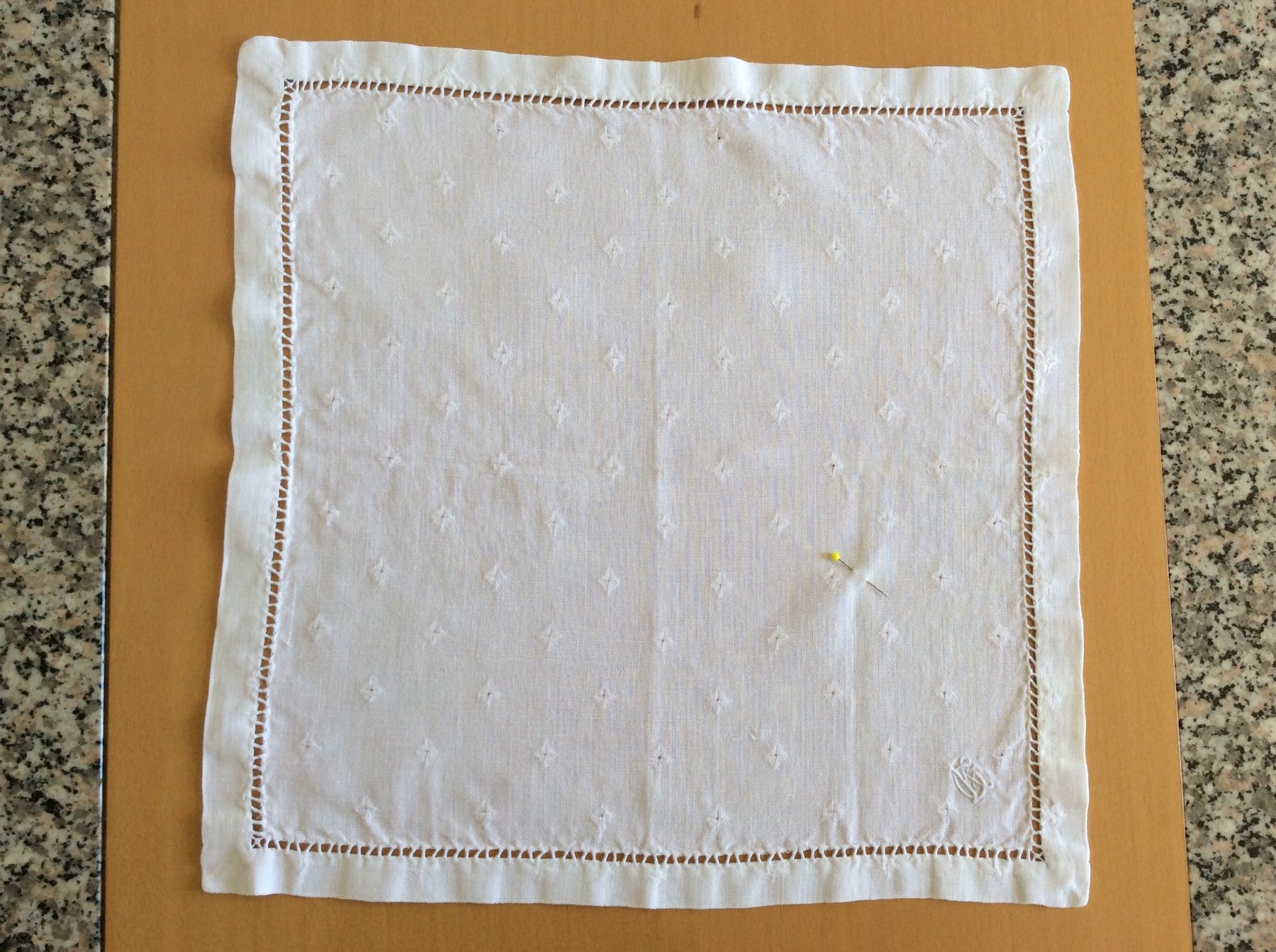 Tovaglioli: 6 Leinenservietten, weiss, Monogramm, – Usato da Birwinken venduto da chez-erna 5