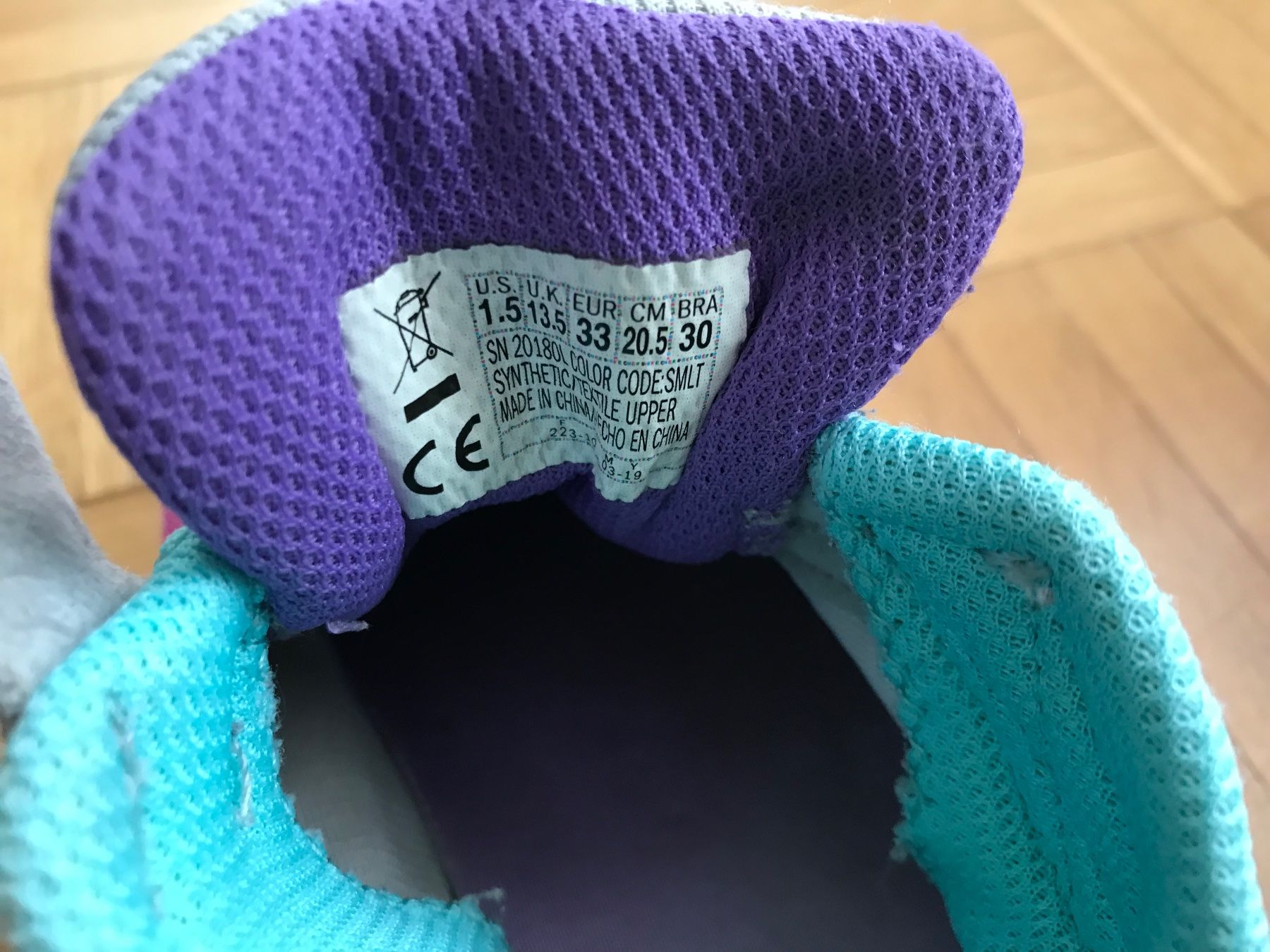 Skechers Scarpe per ragazze: Turnschuhe von Skechers Grösse 33 – Usato da Emmenbrücke venduto da Hathor123 3