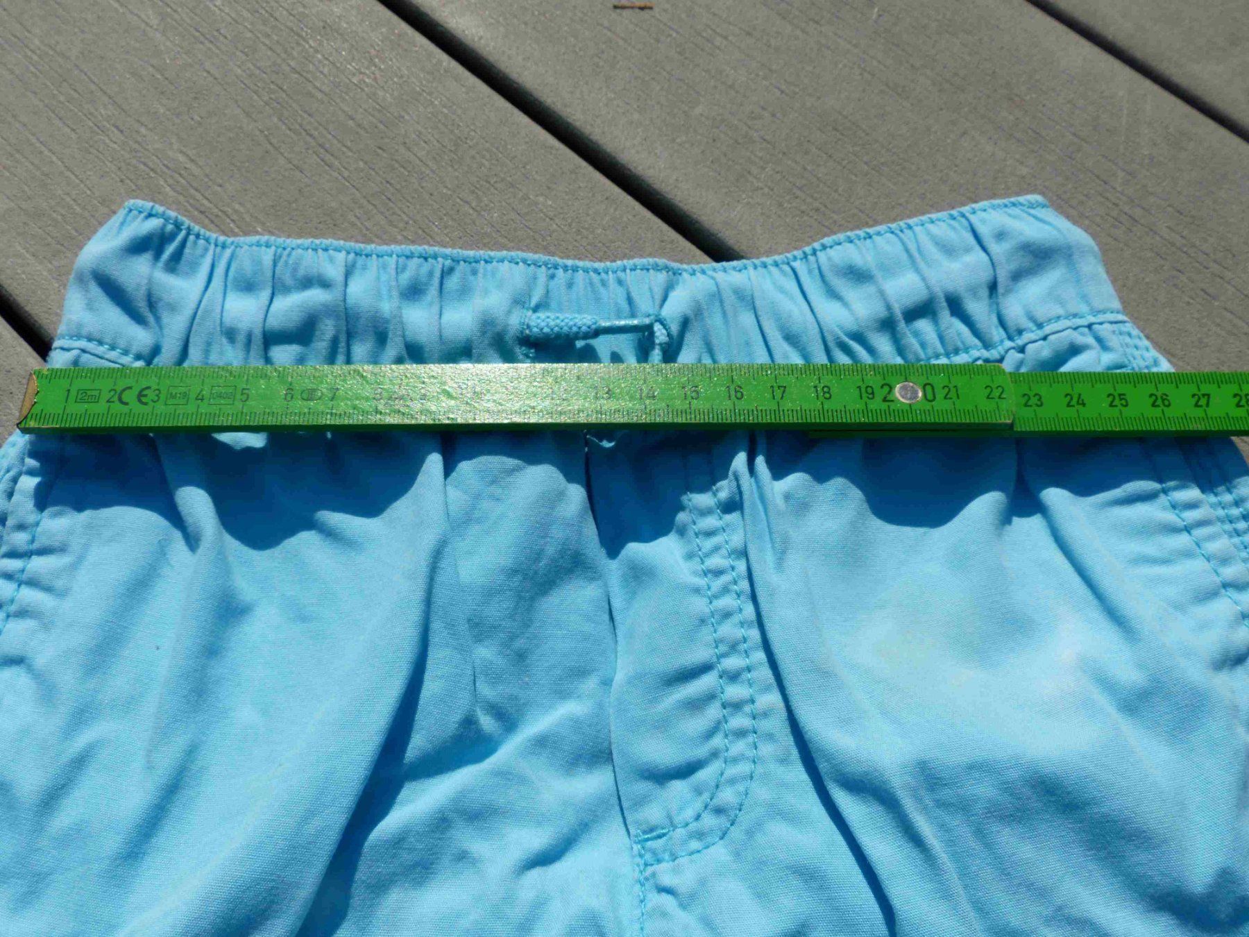 Oshkosh Pantaloni: Oshkosh Shorts 5T – Usato da Jona venduto da Cinnestig 5
