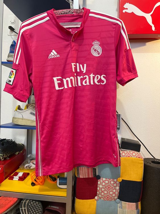 Real Madrid Trikot in Pink, keine Defekte Grösse M Kaufen auf Ricardo