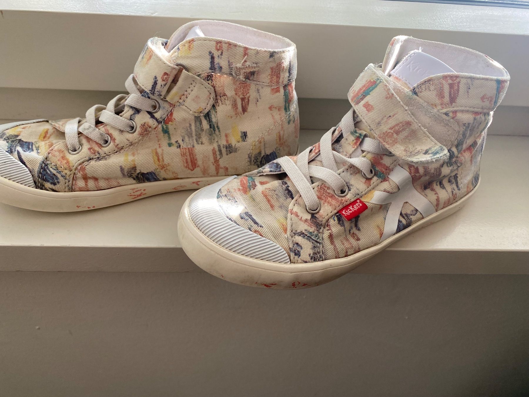 Kickers Scarpe per ragazzi: Kickers Sneakers Gr 31 – Usato da Zürich venduto da AninANILOKIN