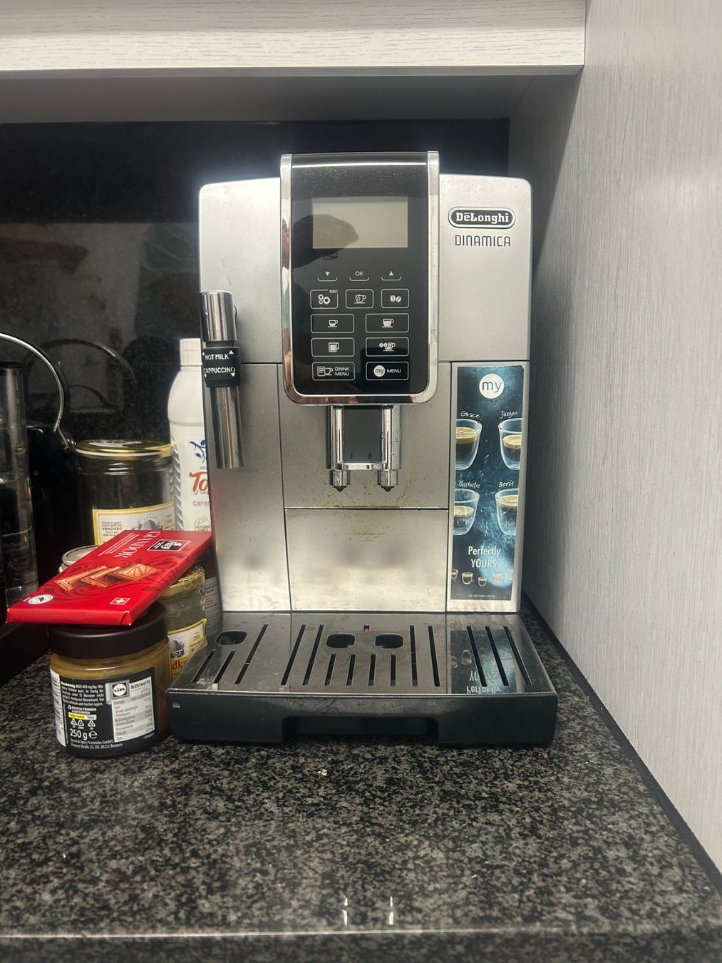 De'Longhi Macchine per caffè & Macchine per espresso: DeLonghi Dinamica Kaffeemaschine – Usato da Bülach venduto da 2003wecker 1