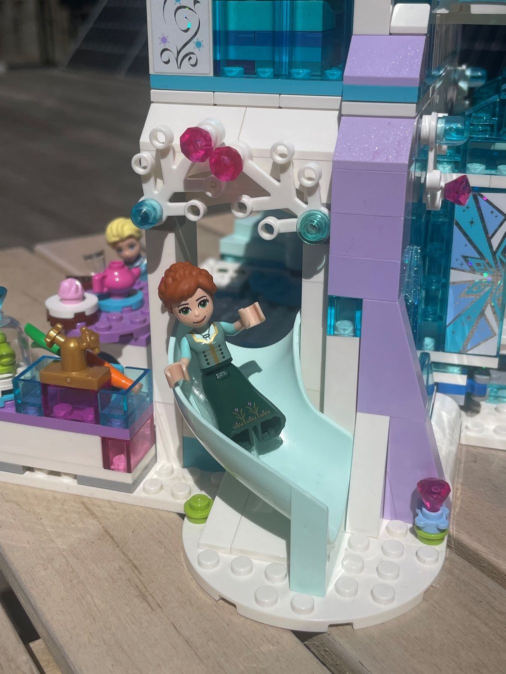 Lego Giocattoli: LEGO Elsas magischer Eispalast (41148) – Usato da Hindelbank venduto da daniujai 4