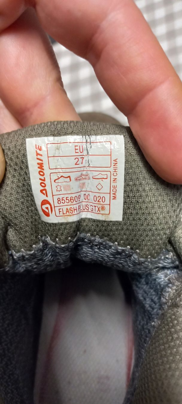 Dolomite Schuhe für Jungen: Dolomite Wanderschuhe Grösse 27 – Gebraucht aus Hüttikon von ehro82 2