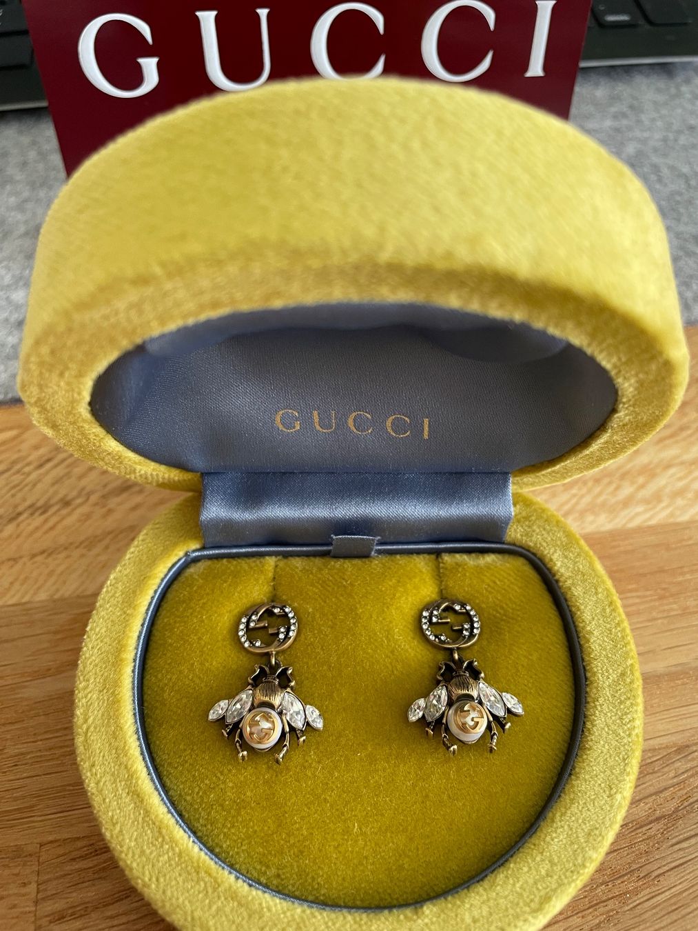 Gucci Ohrringe & -stecker: GUCCI Bienen Ohrringe mit Steinen, FULLSET – Gebraucht aus Meilen von Shelty_91 1
