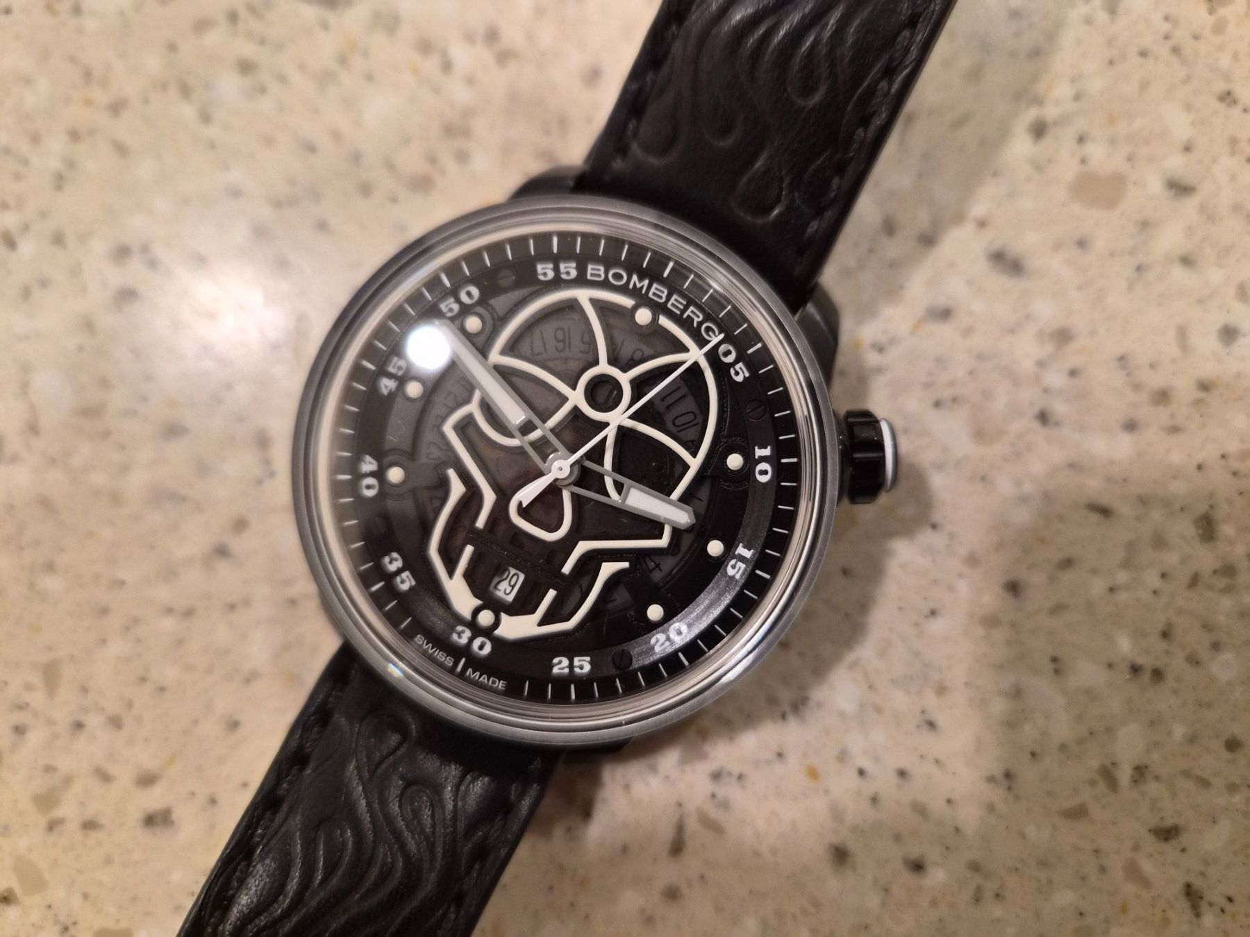 Bomberg Uhren: Bomberg BB-1 Automatic Black Skull – Neu (gemäss Beschreibung) aus Chabrey von Horology
