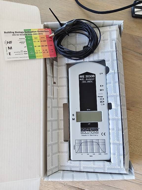 Misurare: Gigahertz Solutions ME3030B M/E-Analyser  EMF Messgerät – Usato da Düdingen venduto da Yvu2k 1