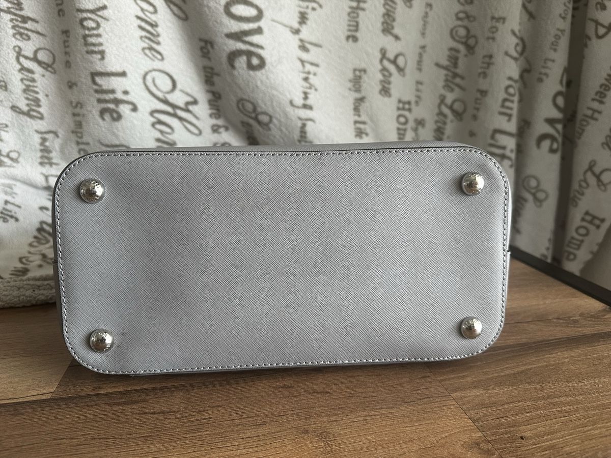 Michael Kors Taschen für Damen: Michael Kors Tote Bag hellgrau gute Zustand  – Neu (gemäss Beschreibung) aus Therwil von R005 4