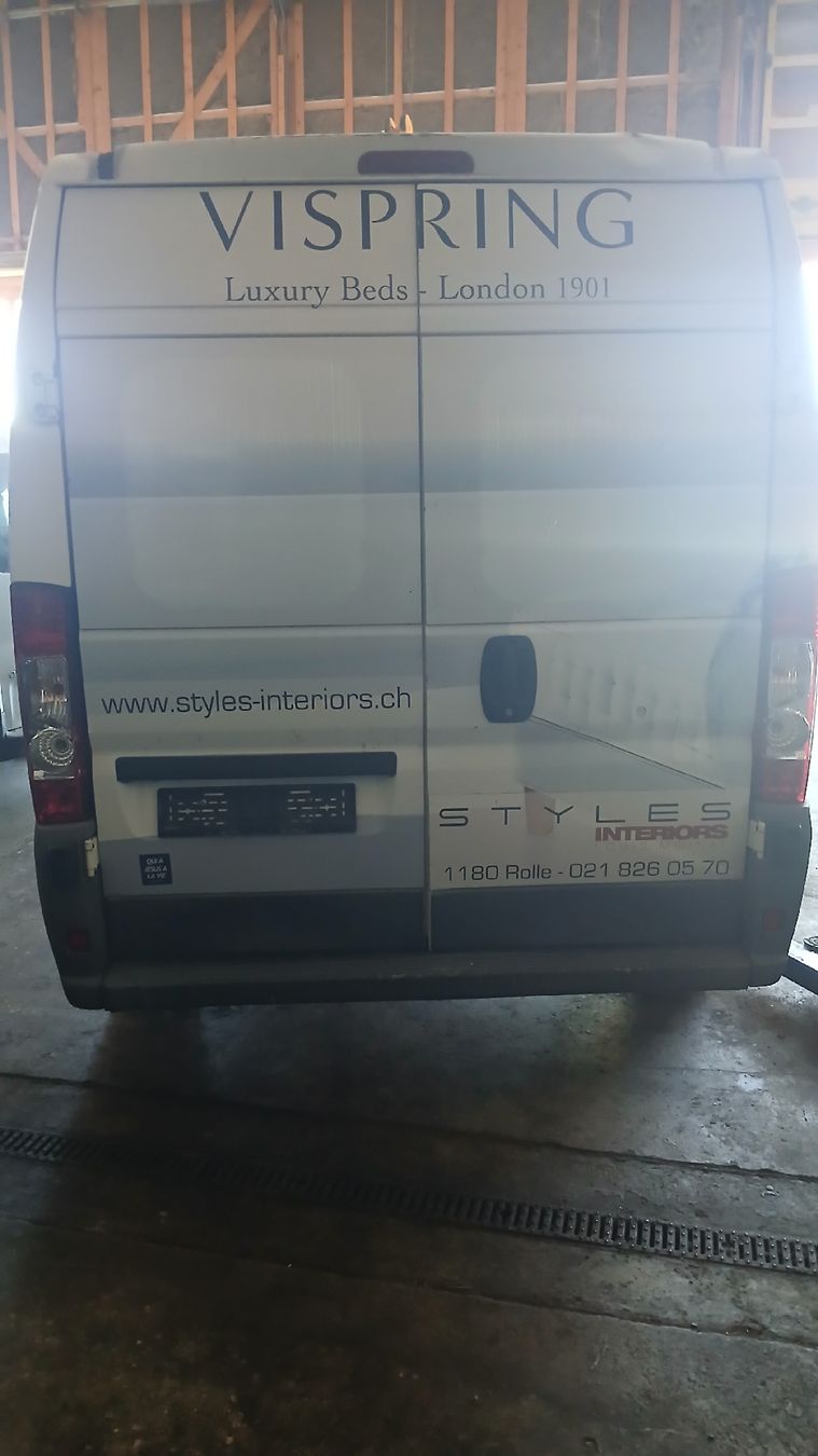 Citroën Tutti pezzi di ricambio auto: Porte Citroën jumper L2 H2  – Usato da Cornol venduto da bar_jt78