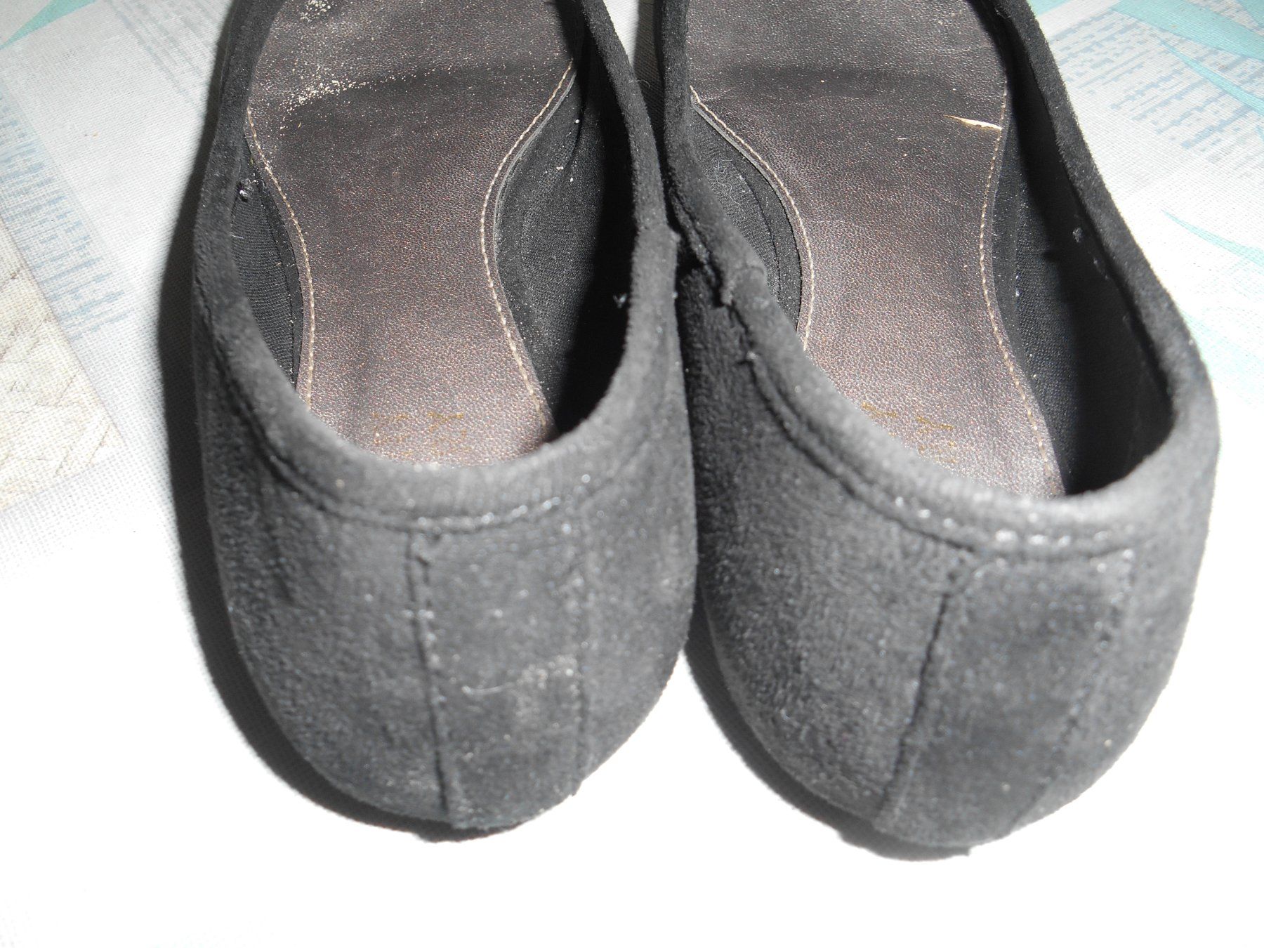 Scarpe da donna: Ballerine noire – Nuovo (secondo la descrizione) da La Sarraz venduto da Mbeatles 4