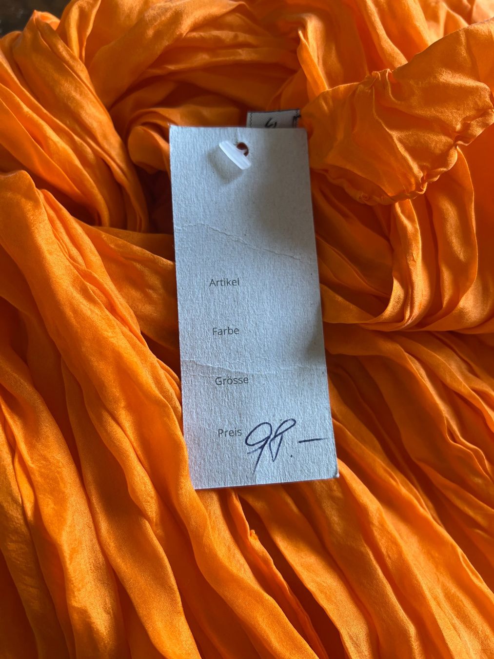Colora Foulard & Sciarpe: Colora Schal, 100% Seide, Grellorange, NEU – Nuovo e nell'imballaggio originale da Worb venduto da farben20zauber 2