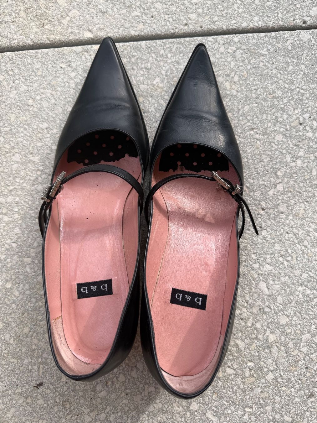 Scarpe da donna: b&b Riemchen-Pumps Leder schwarz Gr. 39 – Usato da Brütten venduto da Rod816 5
