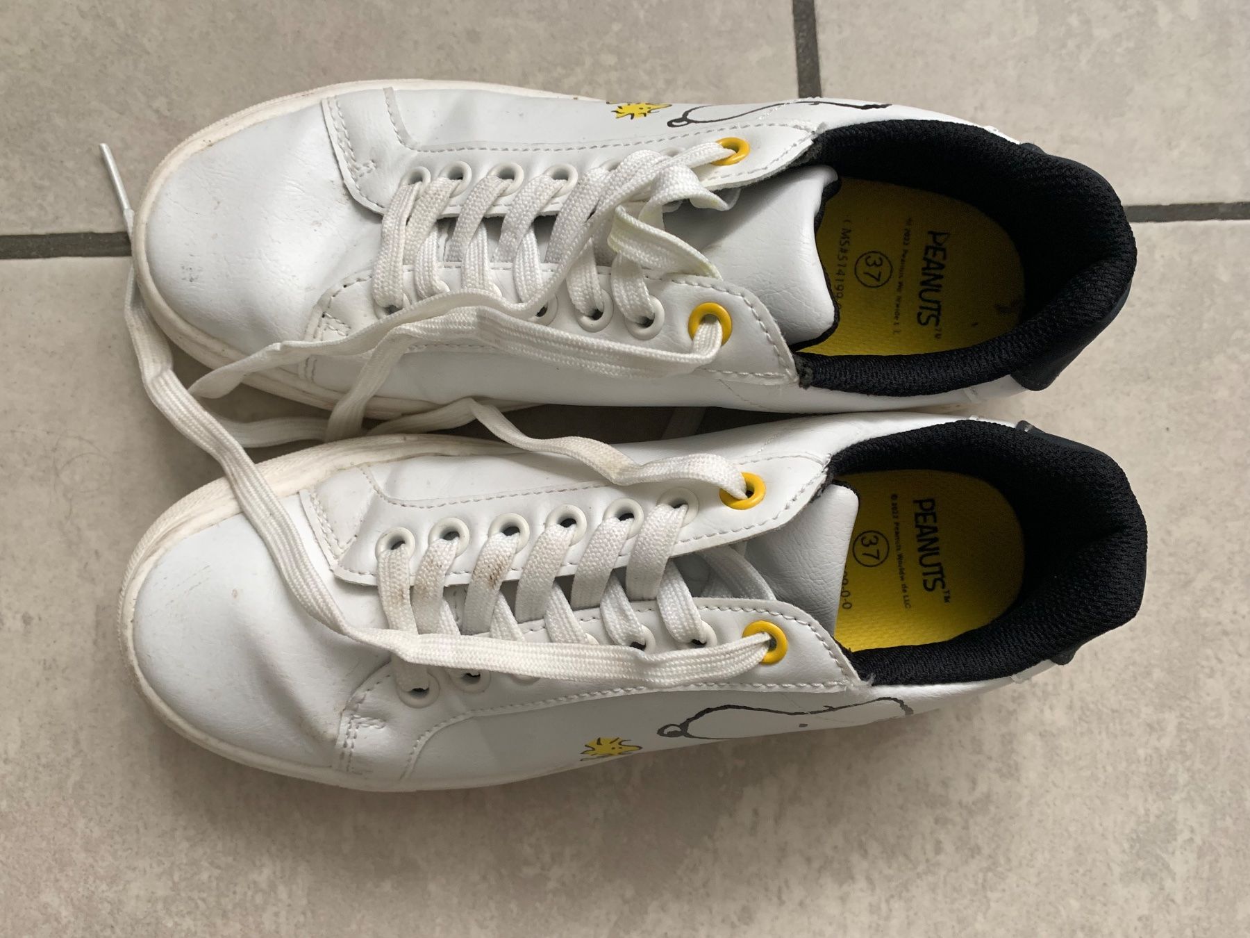 Schuhe für Mädchen: Snoopy Sneakers Gr. 36.5 – Gebraucht aus Ettingen von evs_6w9m 2