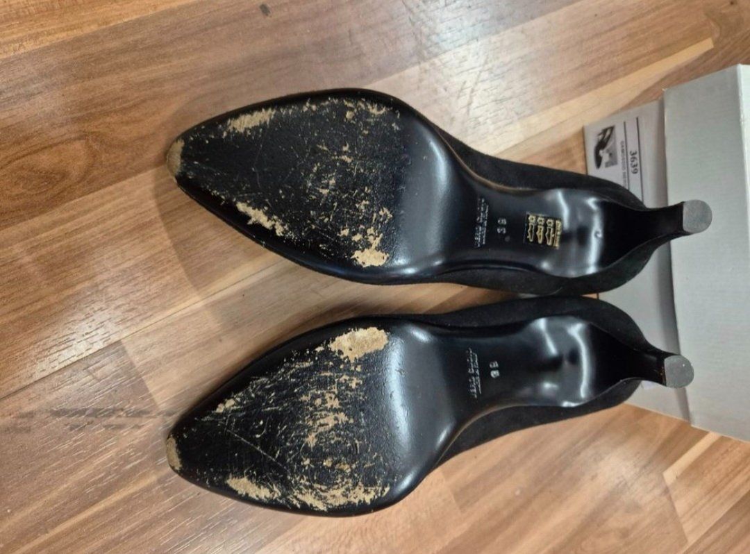 Scarpe da donna: Schwarze Pumps Gr. 39 - Roberto - Wildleder K32 – Usato da Bern venduto da len_vc5x 2