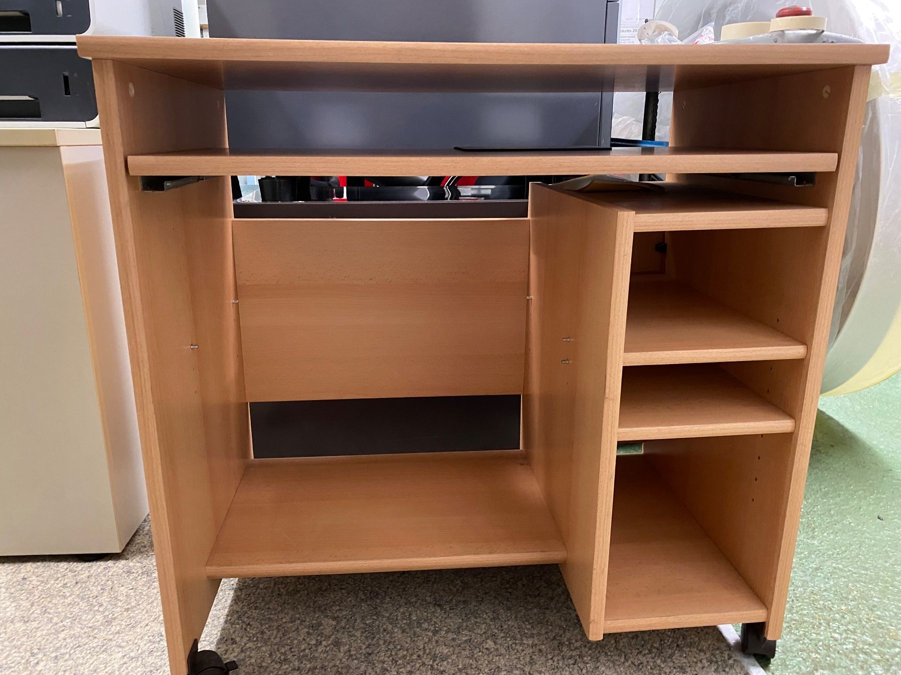 Bureaux: Computertisch – D'occasion à Hägglingen par Karin0802 1