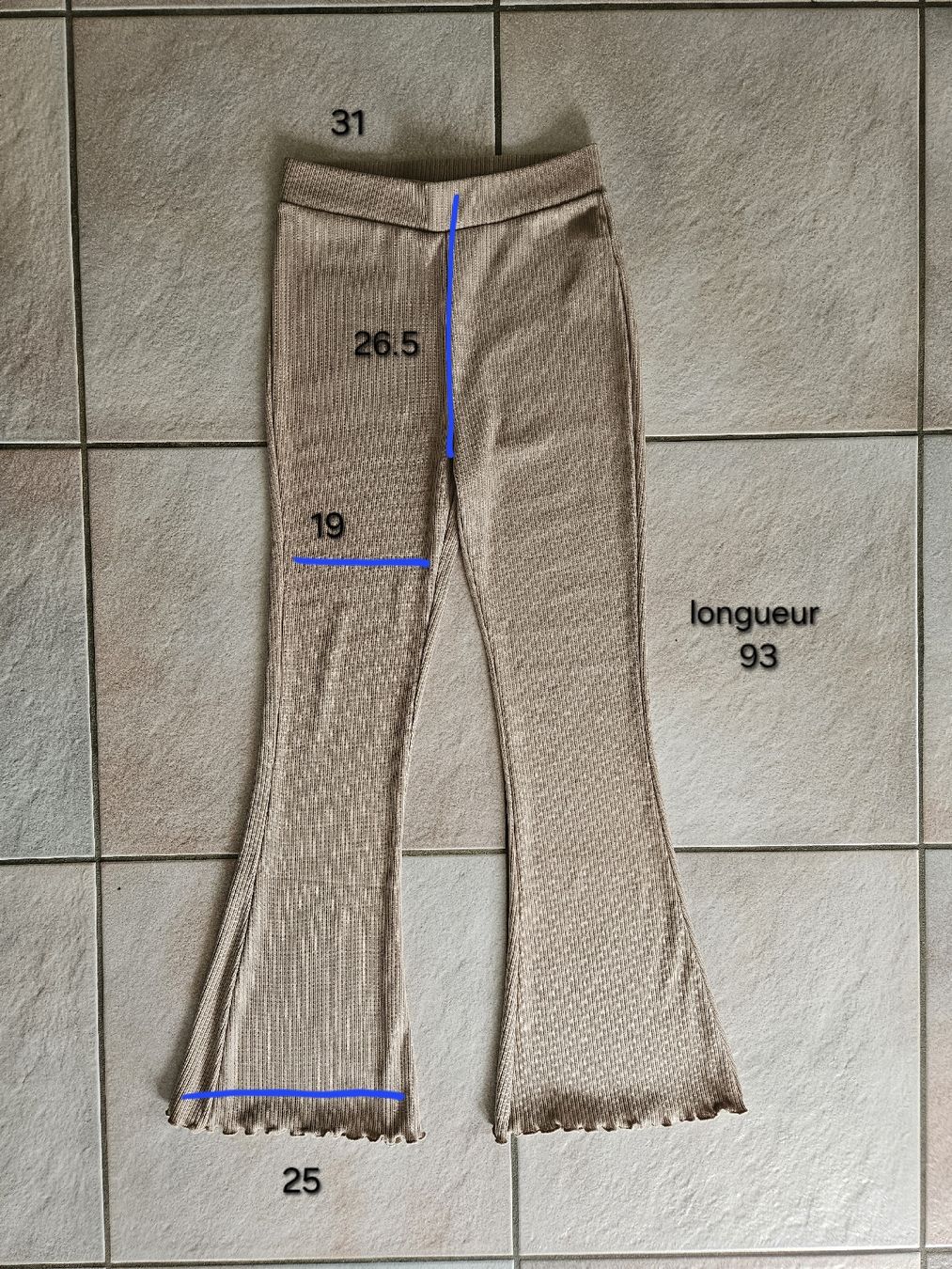 Tally Weijl Hosen: Pantalon taille 34 – Gebraucht aus Vétroz von sas_yln5 3