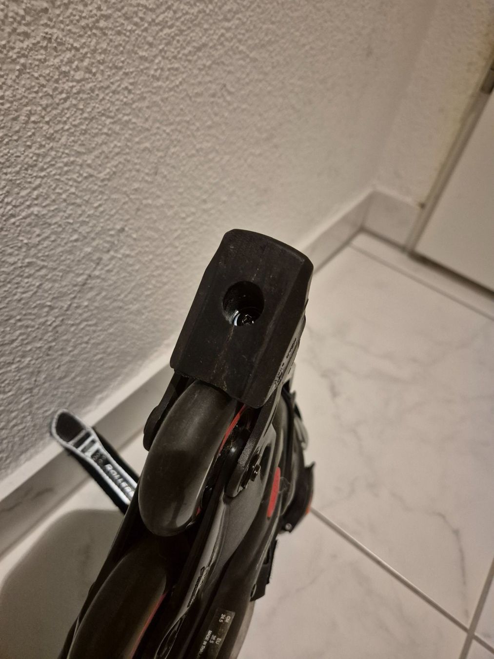 Pattini in linea & Pattini a rotelle: Rollerblades praktisch ungebraucht – Usato da bronschhofen venduto da Prolf 2
