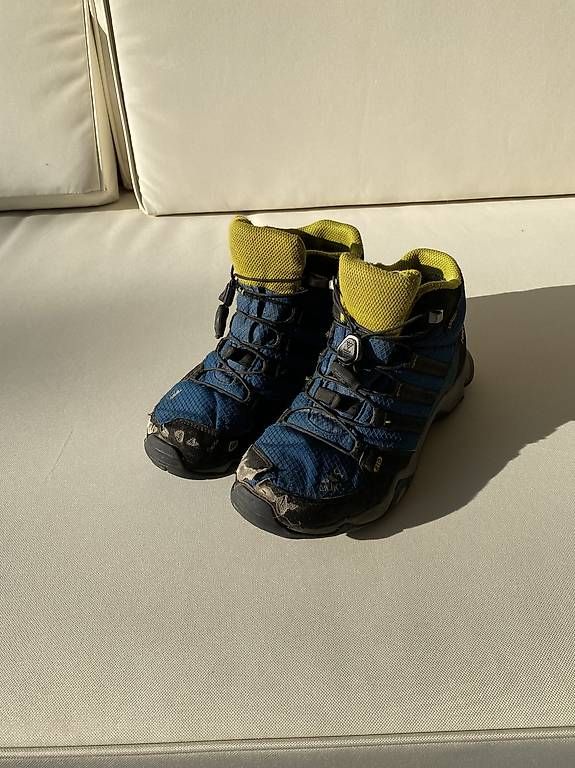 Schuhe für Jungen: Adidas (Terre) Wanderschuhe - Gr. 36 2/3 – Gebraucht aus Steinhausen von Ban-thu103
