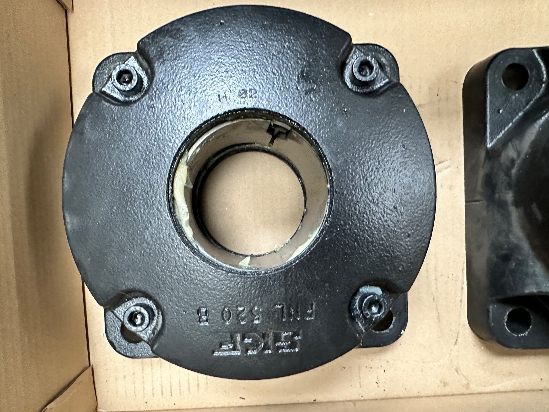 Altro per industria metallurgica: Flansch Werksnummer	FNL 520 B Hersteller	SKF – Usato da Basel venduto da MaschinenSchweiz 1