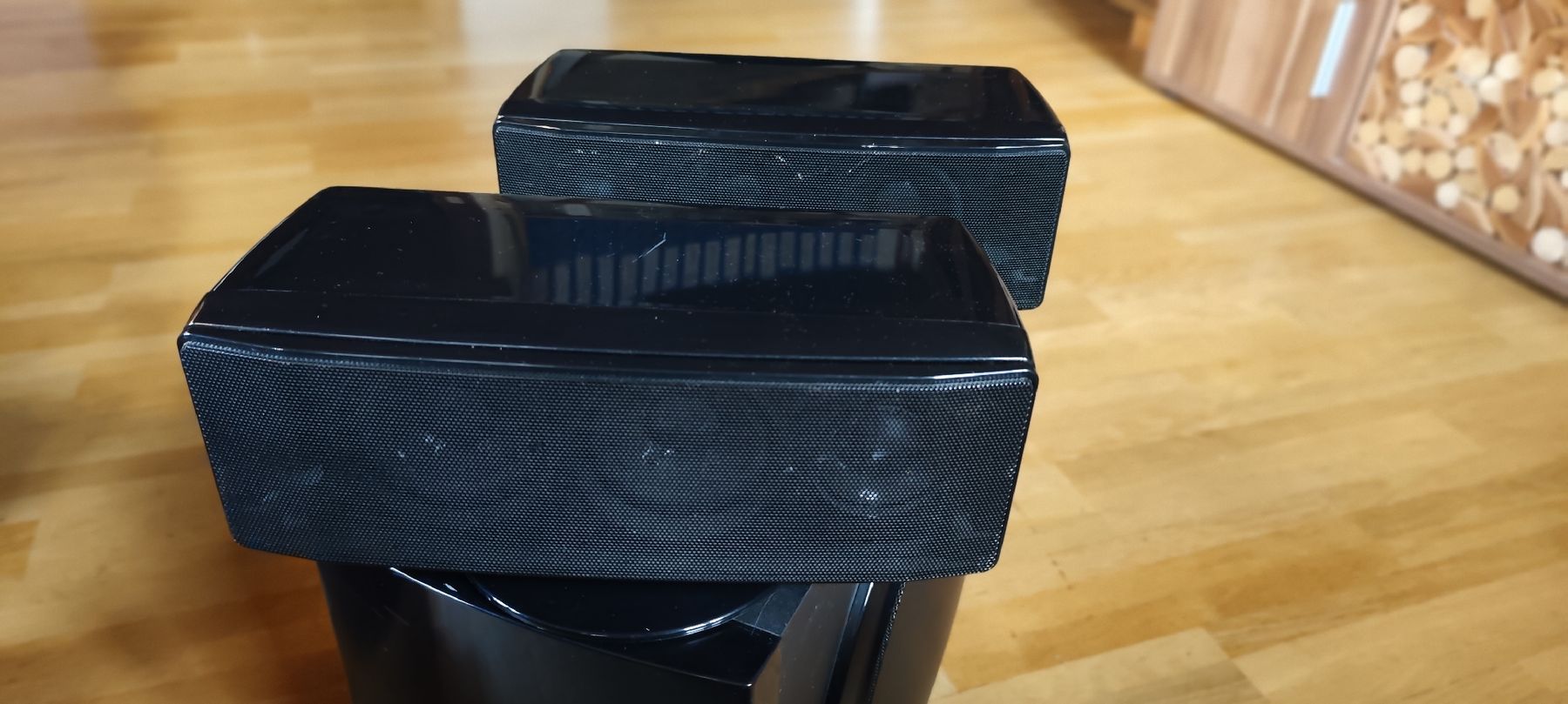 Sharp Sistemi audio & multimediali: Sharp DVD Cinema System HT-DV40 mit Lautsprechern gebraucht – Usato da Goldau venduto da Bovistli 6