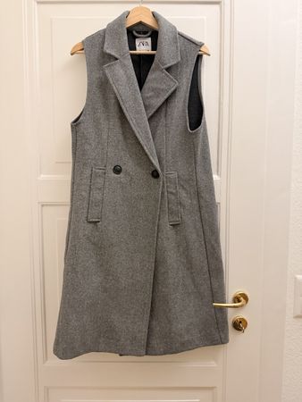 Zara Sleeveless Coat Grey Size XS Used
