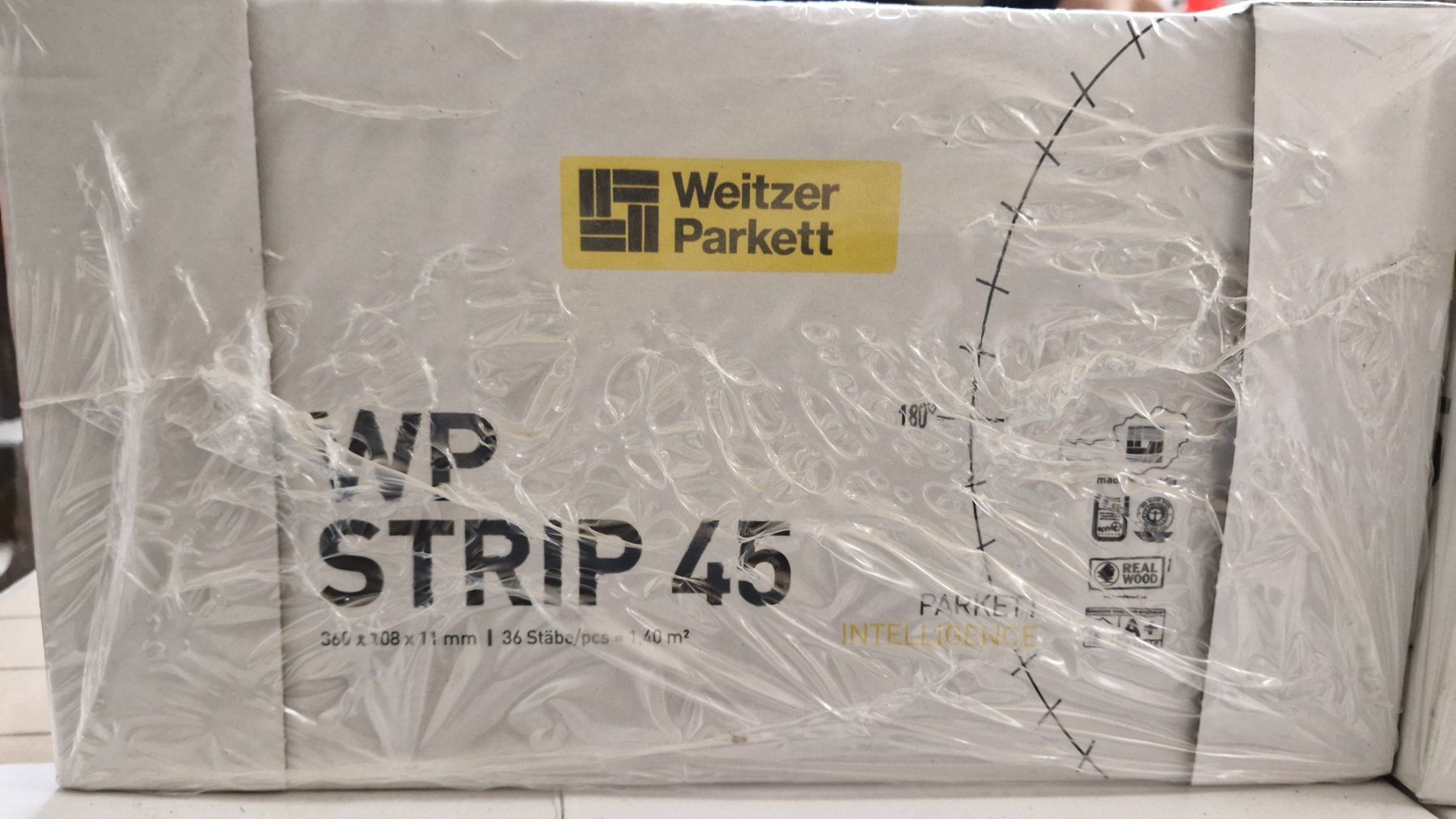 Articoli in legno: Weitzer Parkett WP STRIP 45 Eiche, Pack a 1,58m2 – Nuovo e nell'imballaggio originale da Dorf venduto da Zur-Lingg 2