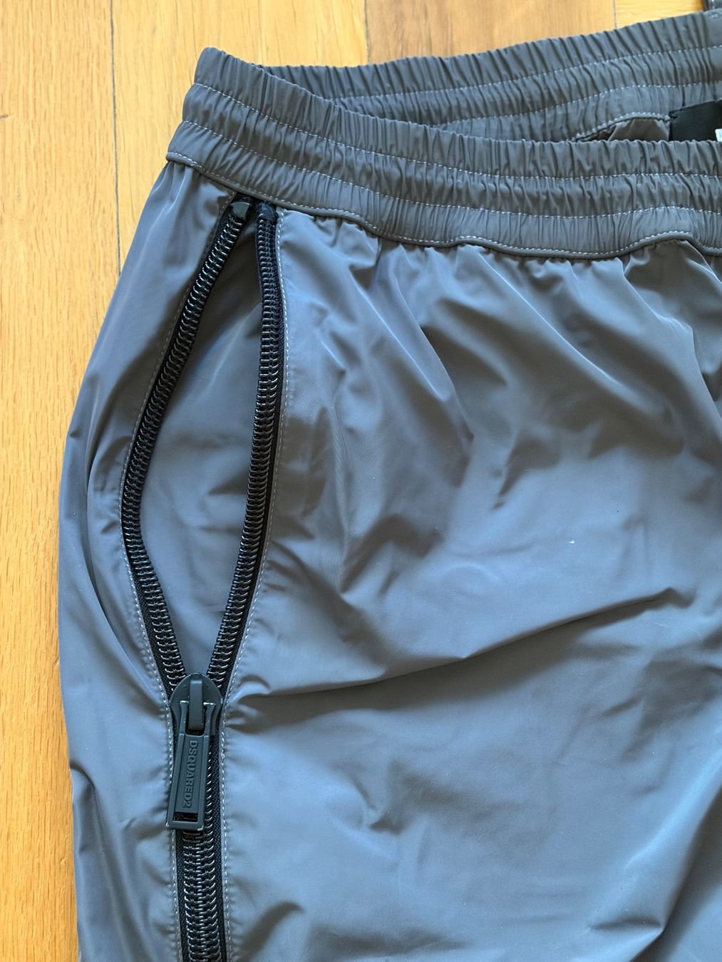 Dsquared2 Pantalons: DSQUARED2 Technical Pants Gr. 48 grau – D'occasion à Uitikon Waldegg par Voile 3