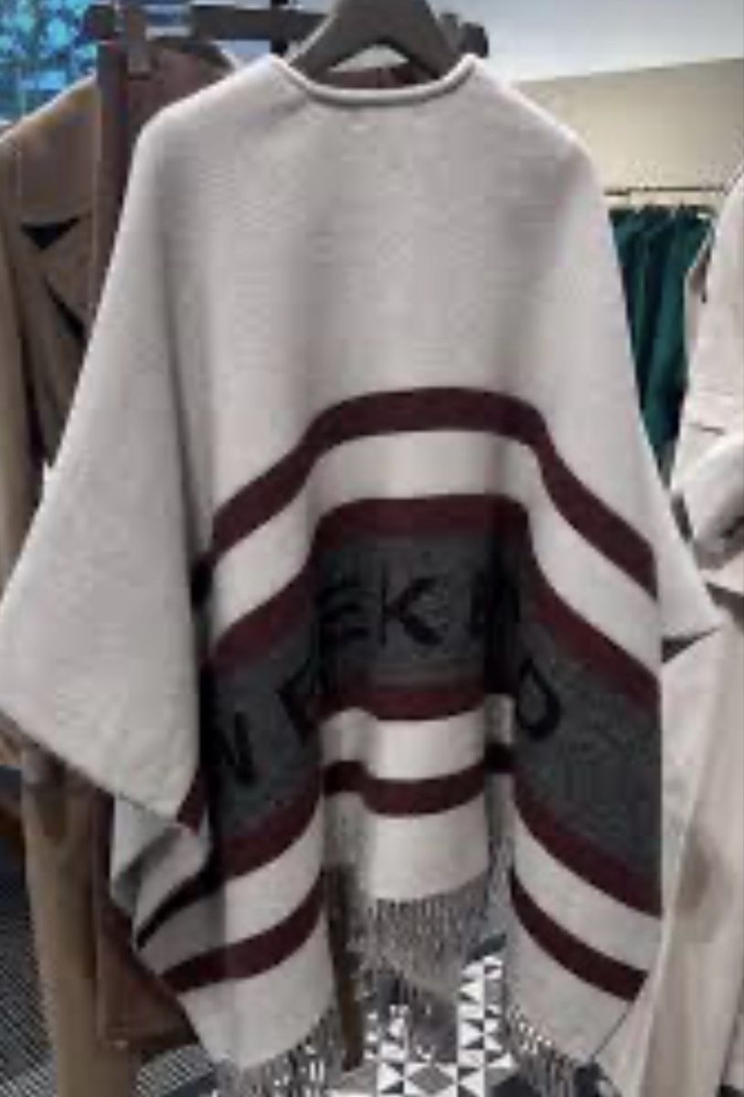 Max Mara Sonstige Kleidung & Accessoires: Weekend MaxMara Poncho – Neu und originalverpackt aus Chur von Milargo 4