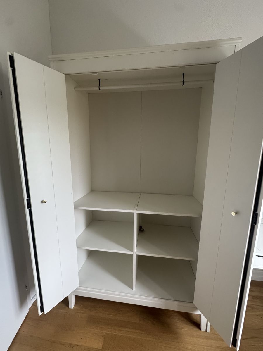 Ikea Armadi: Kleiderschrank – Usato da Zollikofen venduto da ale_chp2 1