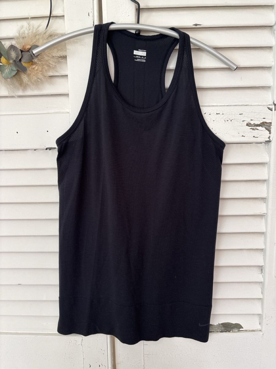 Nike T-shirt: Nike dry fit Shirt Gr M – Usato da Mörschwil venduto da Mibasel