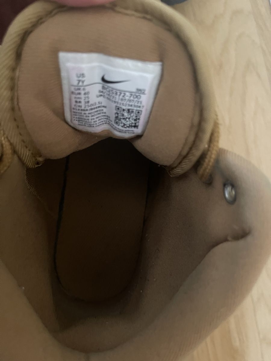 Nike Scarpe da uomo: Boots / Halbschuhe/ Sneaker NIKE / Grösse 40 – Nuovo (secondo la descrizione) da Rüschlikon venduto da leo_mwz2 5