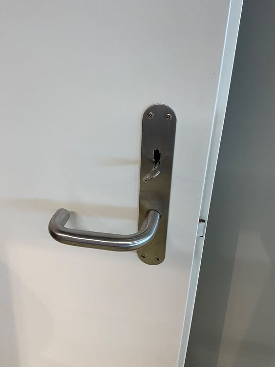 Porte: Weisse Holztüre – Usato da Zug venduto da Bauteile-Zug 4