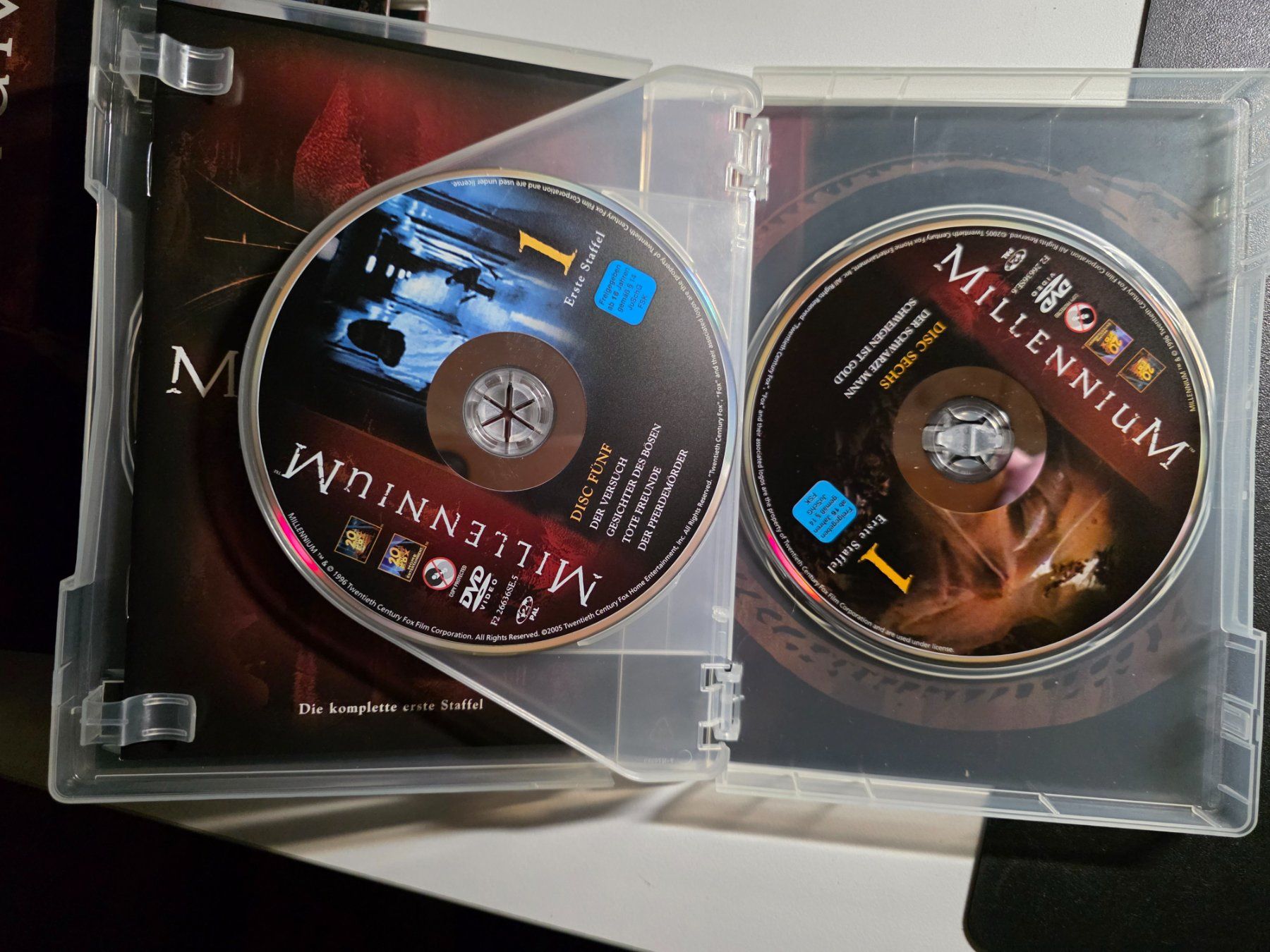 Tutti i DVDs: 6 DVD - Millenium 1 - komplette 1. Staffel – Usato da Walterswil BE venduto da Lonitti 2